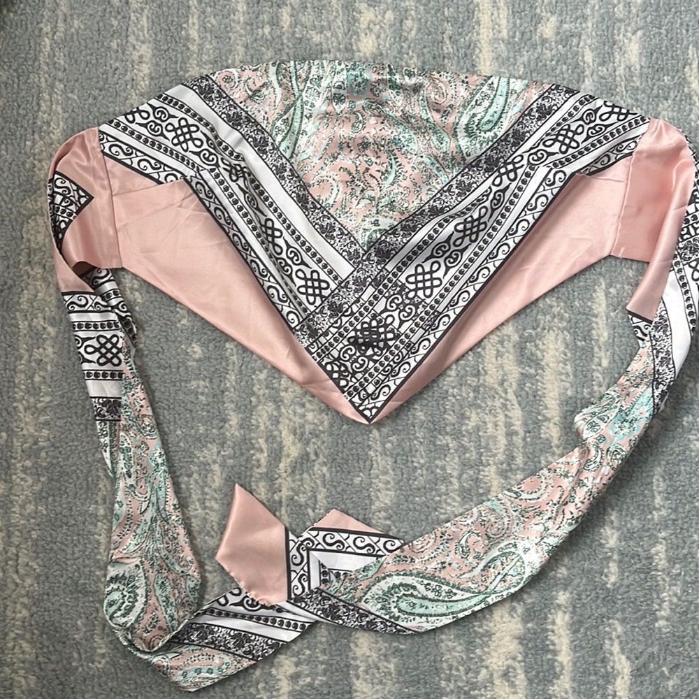 Superdown, size small, light pink handkerchief top